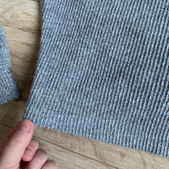 Noisy May open back knit knit ribbed long sleeve crop top style shirt - Picture 3 of 6